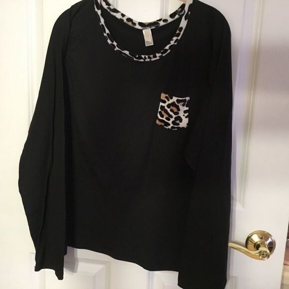 NWT. Flora Nikrooz Soft Pajama Top L/S Size XL - Picture 1 of 10